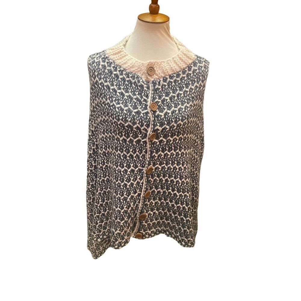 Simply Noelle Slate Blue & Cream Button Down Poncho/Shawl/Shrug-One Size - Picture 12 of 15